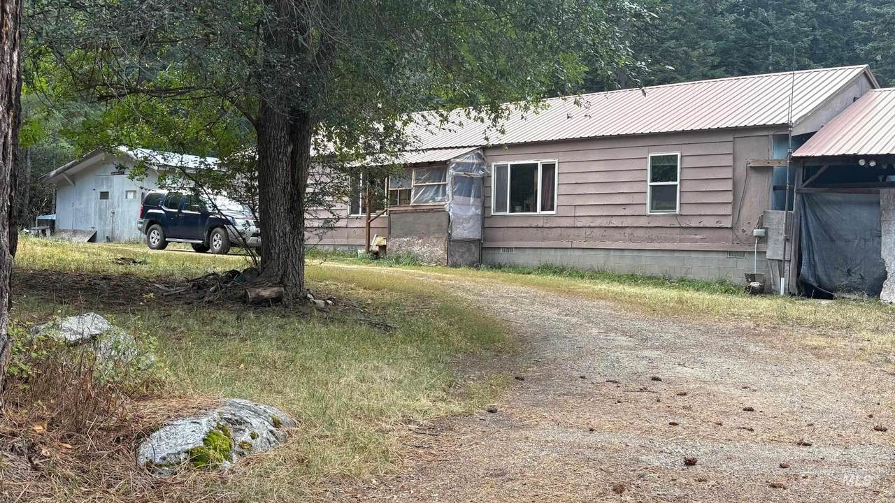 24 Syringa Drive - Photo 1
