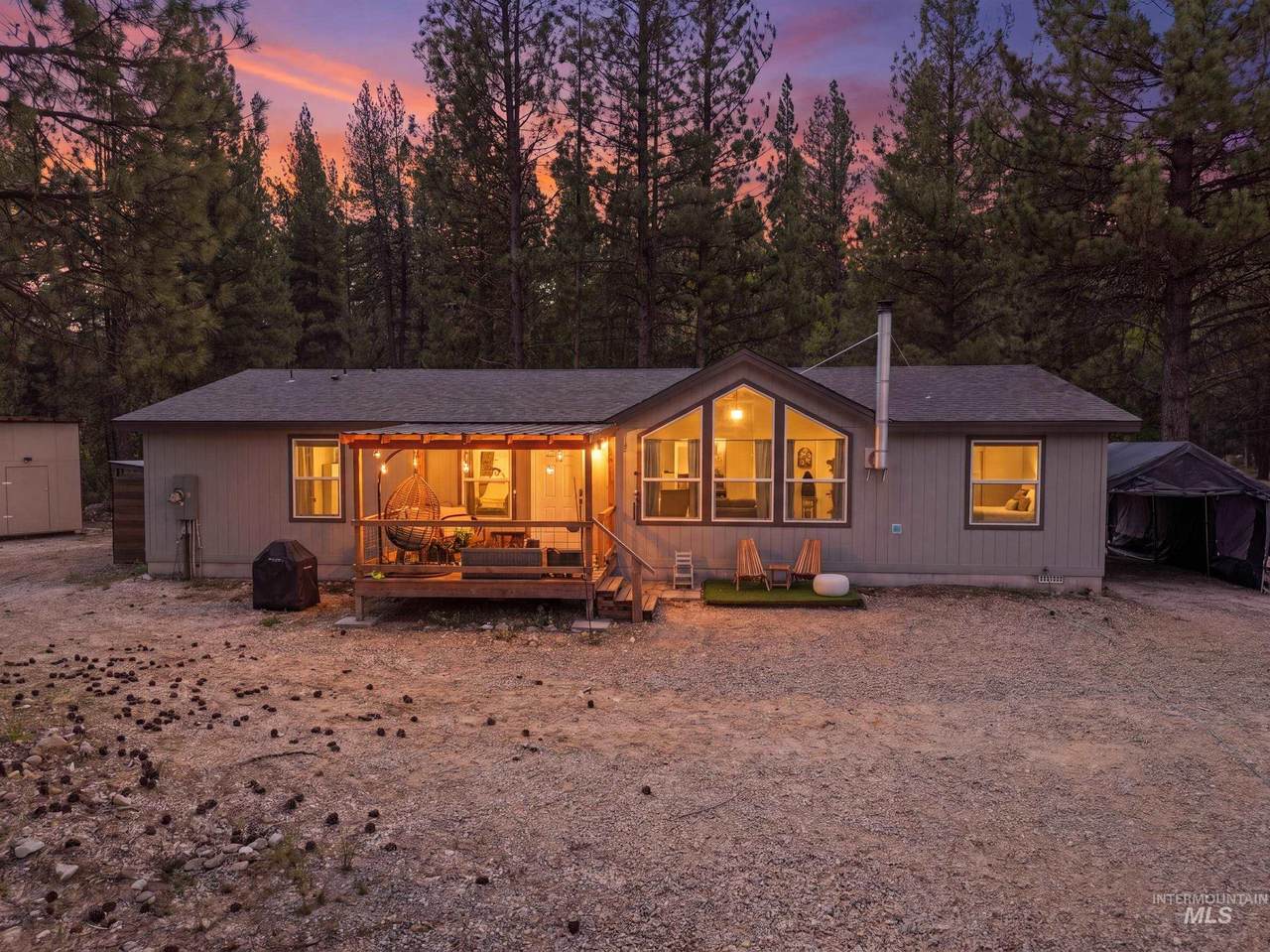 17 Mountain Meadow Rd - Photo 1