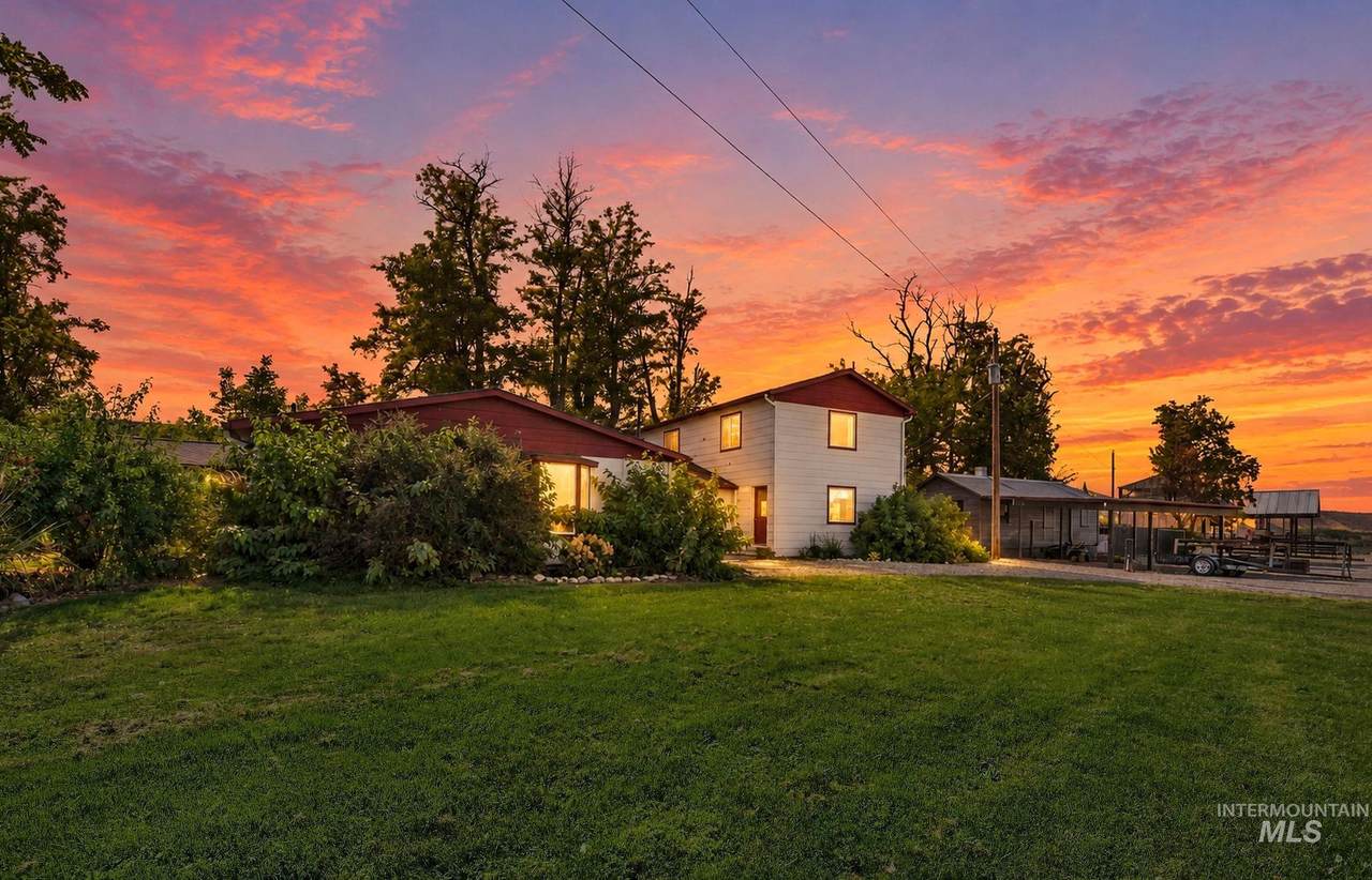 3817 Star Ln - Photo 1