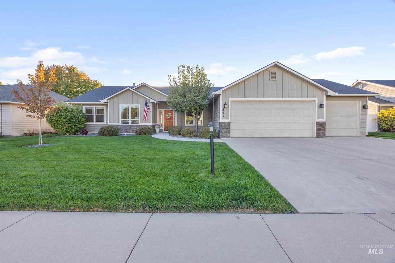 367 Magnolia Pl - Photo 1