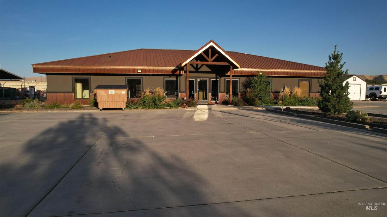 2030 Washington Ave - Photo 1