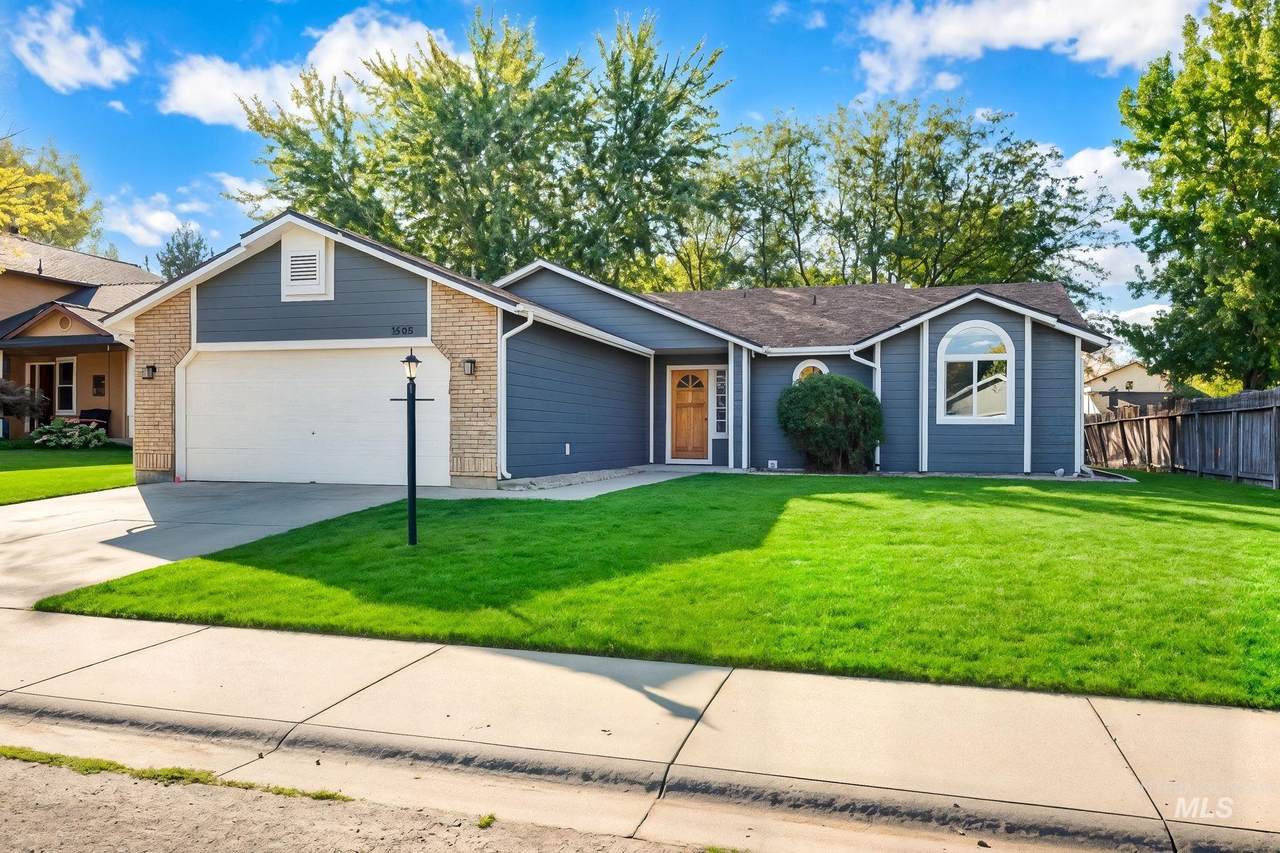 3593 Eisenhower Dr. - Photo 1