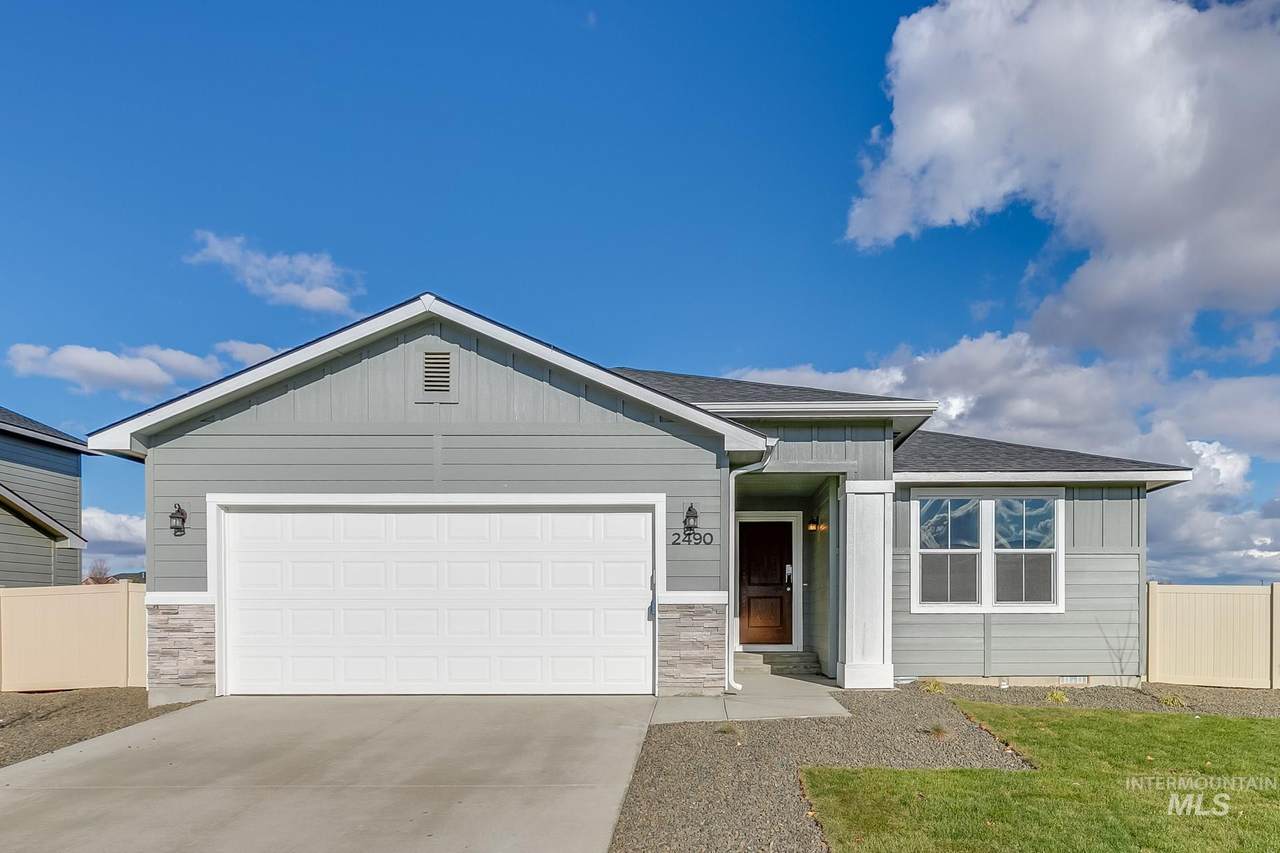 2490 Malcolm Ct - Photo 1