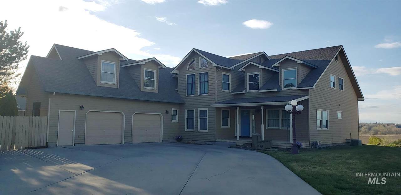 1055 Triand - Photo 1