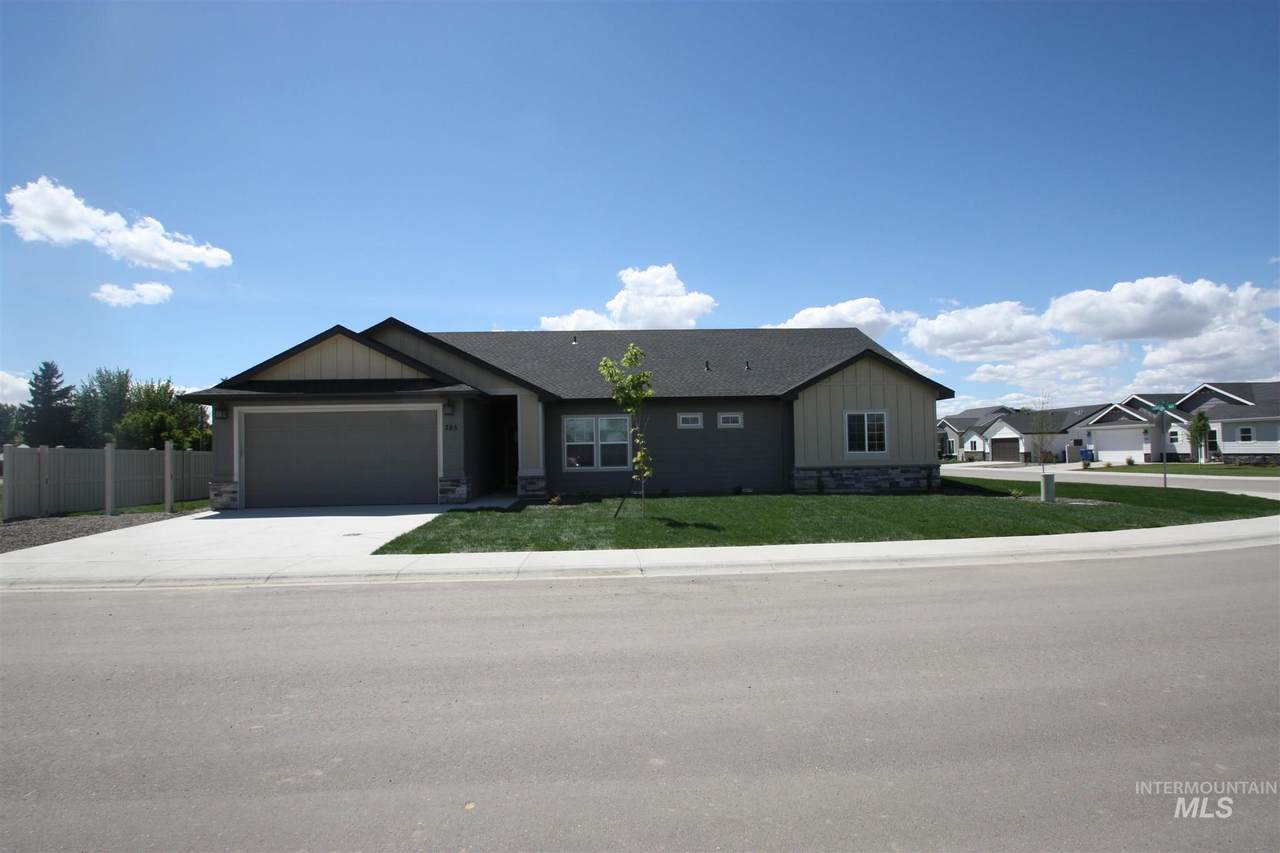 785 15th Street - Photo 1