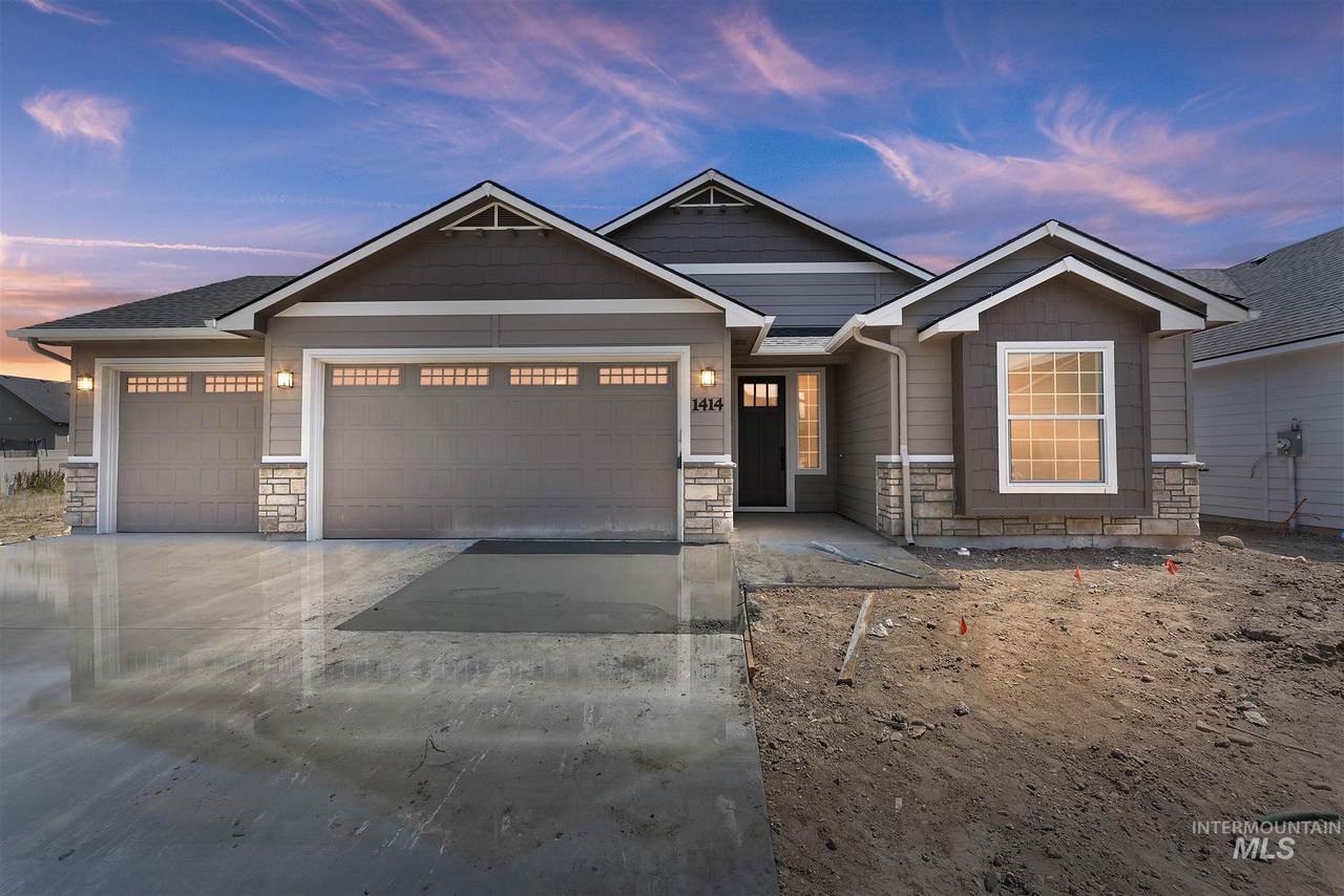 1414 Tumble Creek Dr - Photo 1