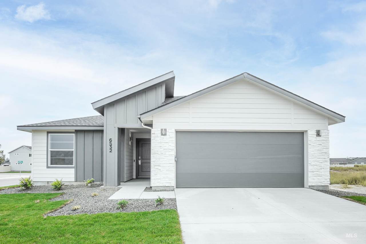 6532 Memory Way - Photo 1