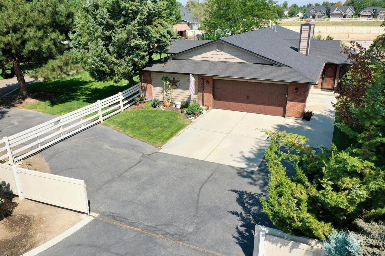 1294 Leigh Field - Photo 1