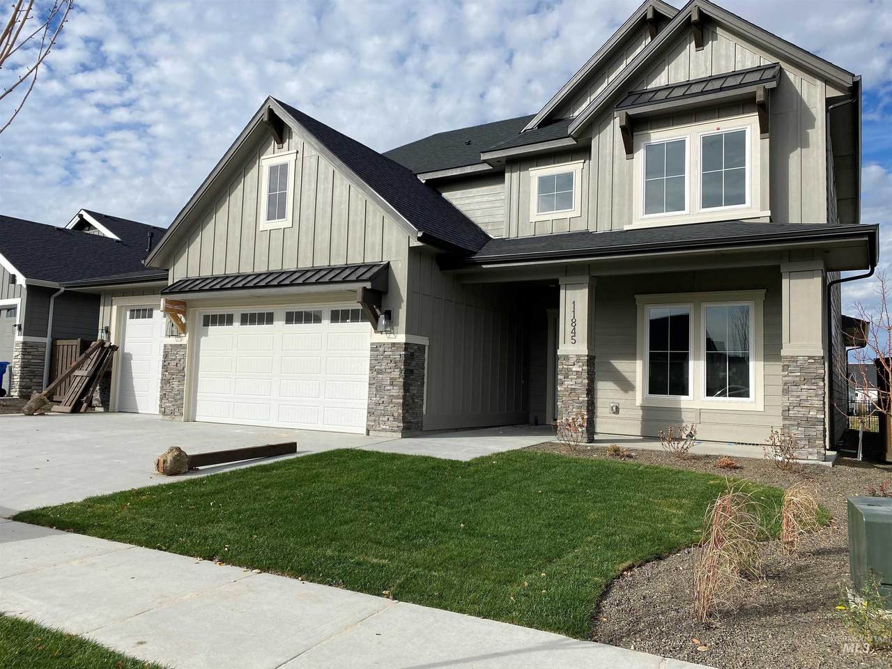 11845 20th Avenue - Photo 1