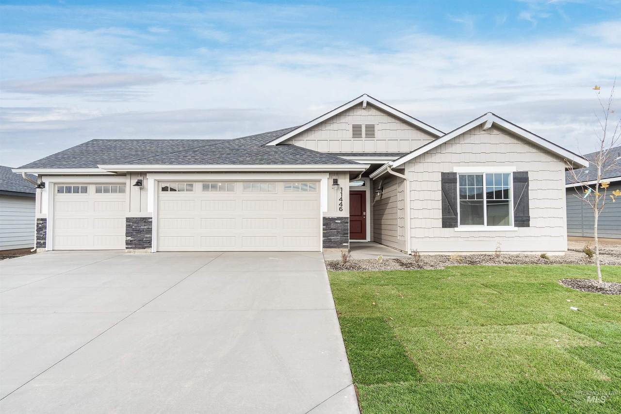 11446 Teratai St - Photo 1