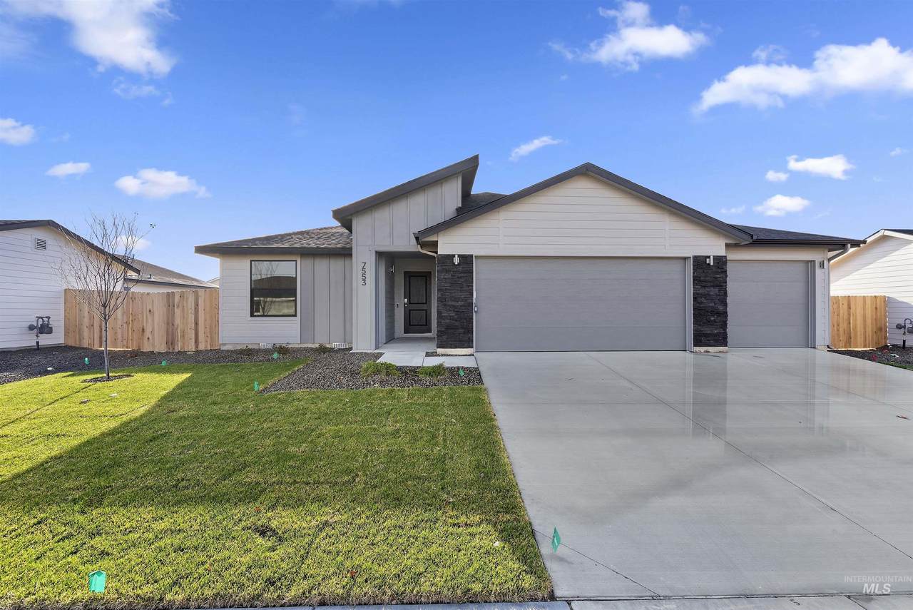 7553 Bratton Dr. - Photo 1