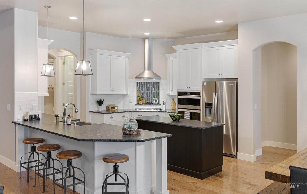 2849 W Tesino Dr. - Photo 1