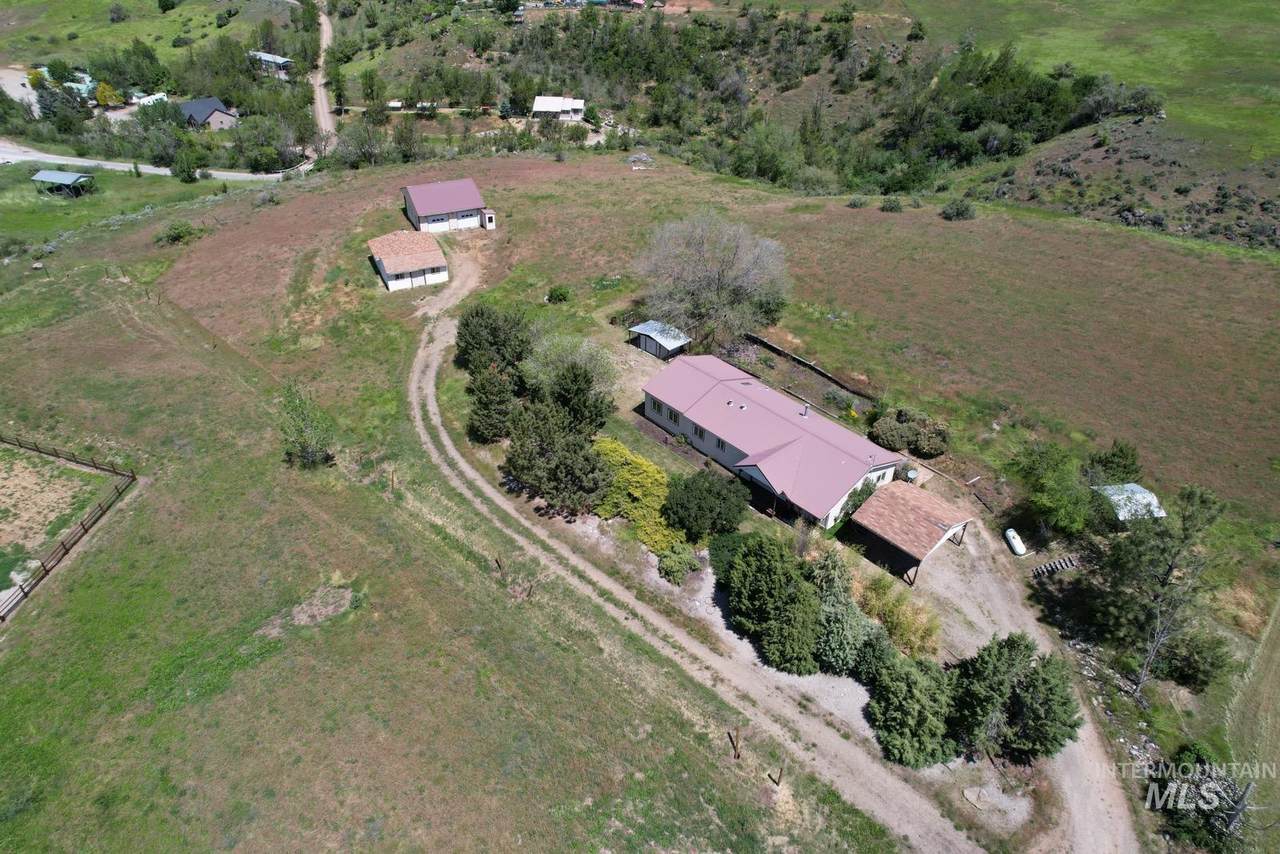 26 Quail Road - Photo 1