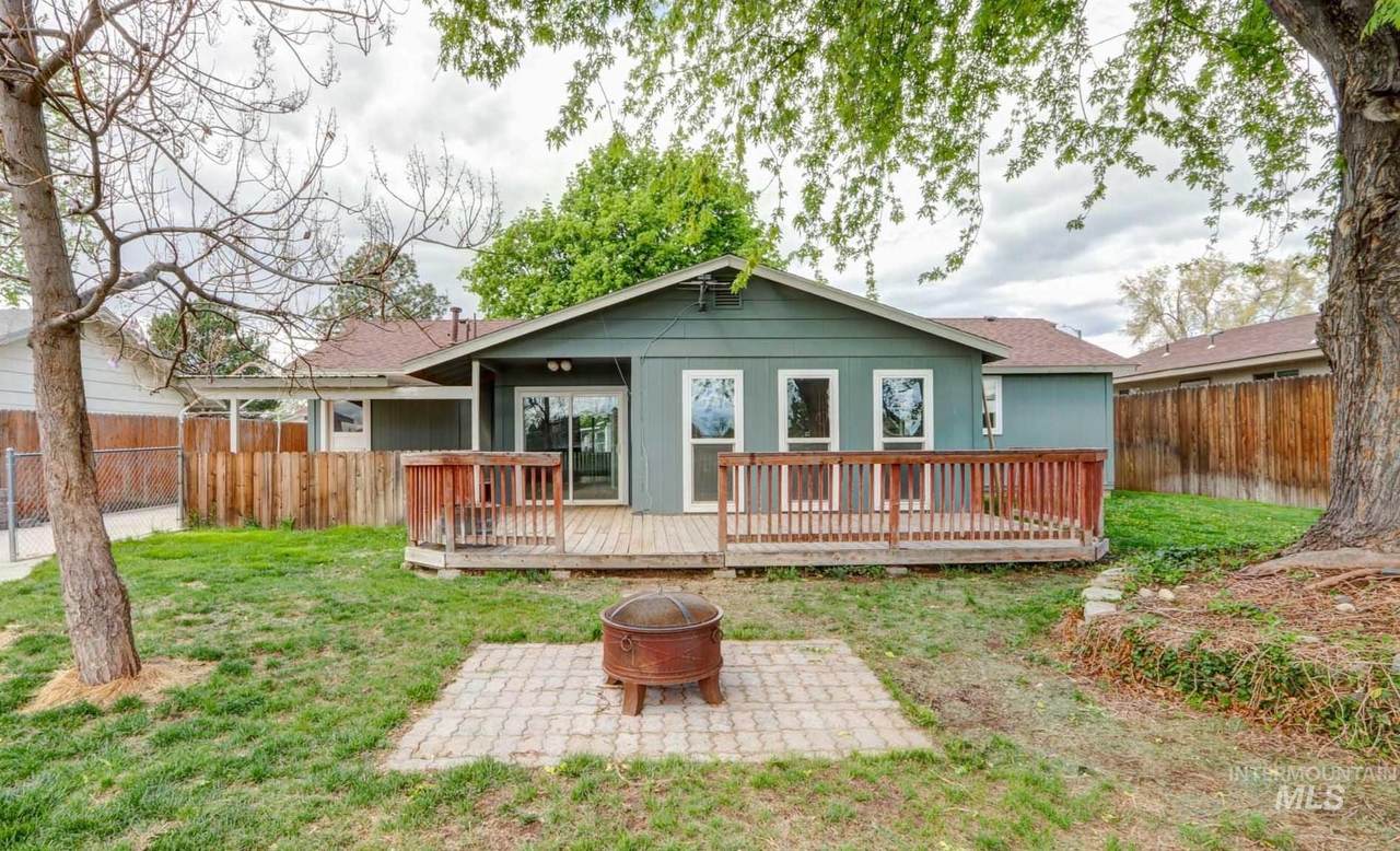 1274 11th St - Photo 1