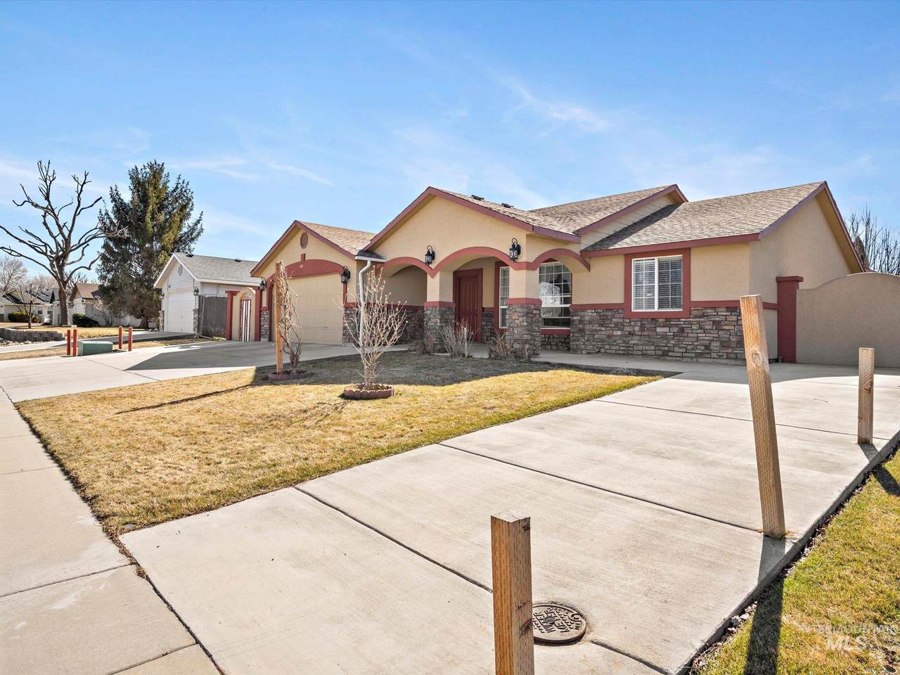2117 Wildflower Drive - Photo 1