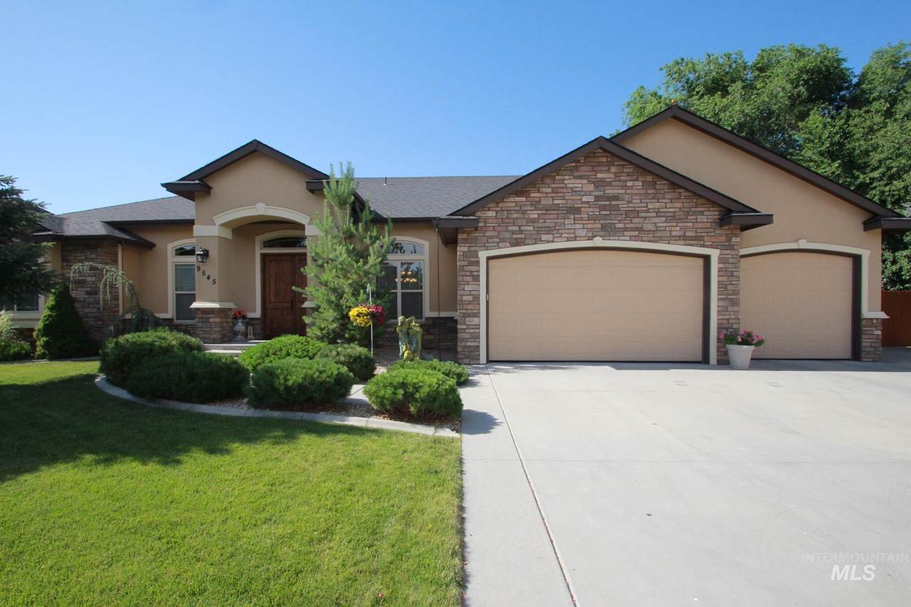 9545 Harness Dr. - Photo 1