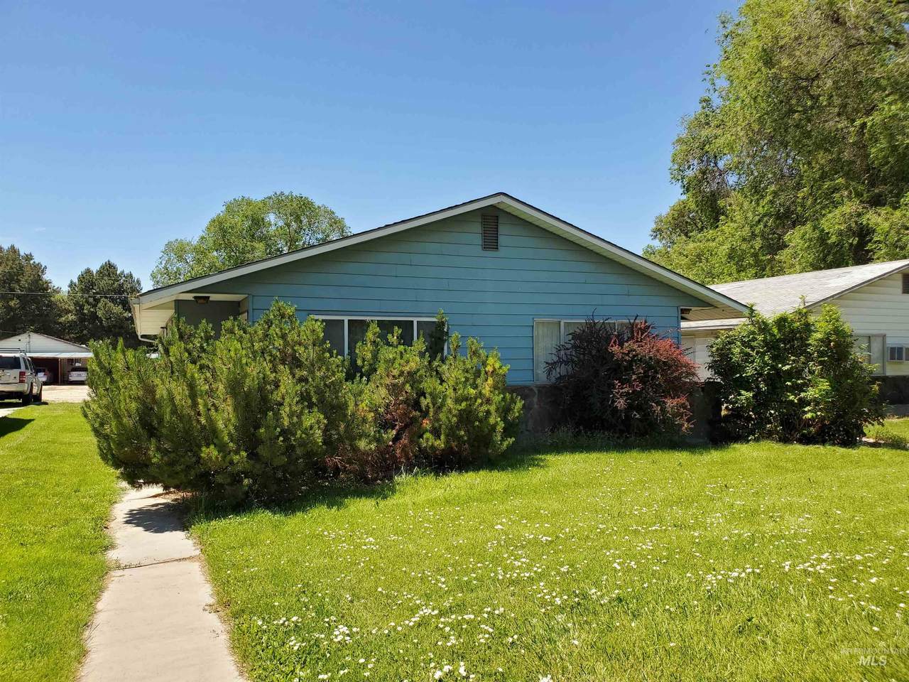 1207 Elder Street - Photo 1