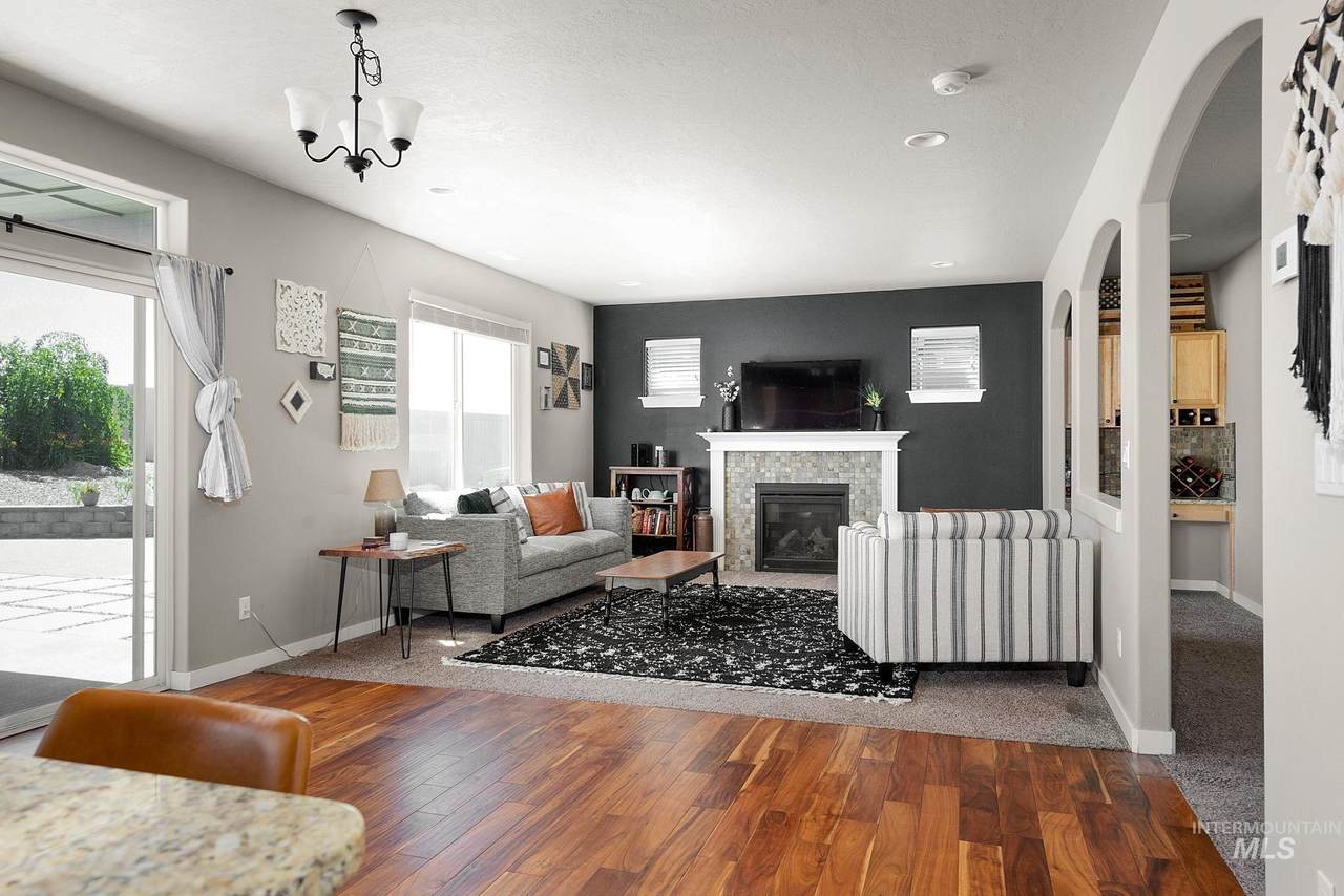 1728 Pioneer Drive - Photo 1