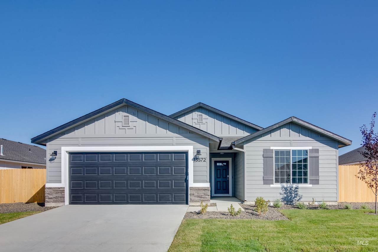 13572 Beatty St - Photo 1