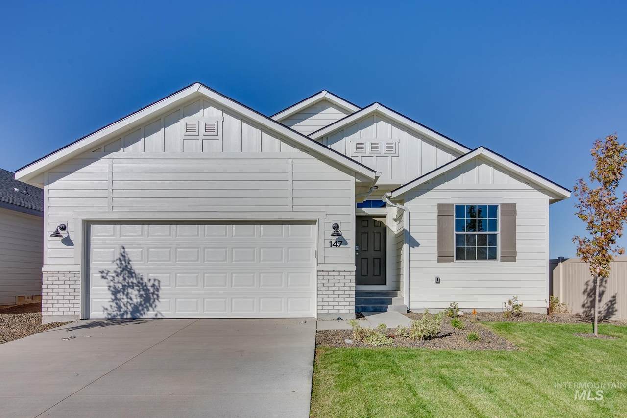 147 Meadowsweet Ave - Photo 1