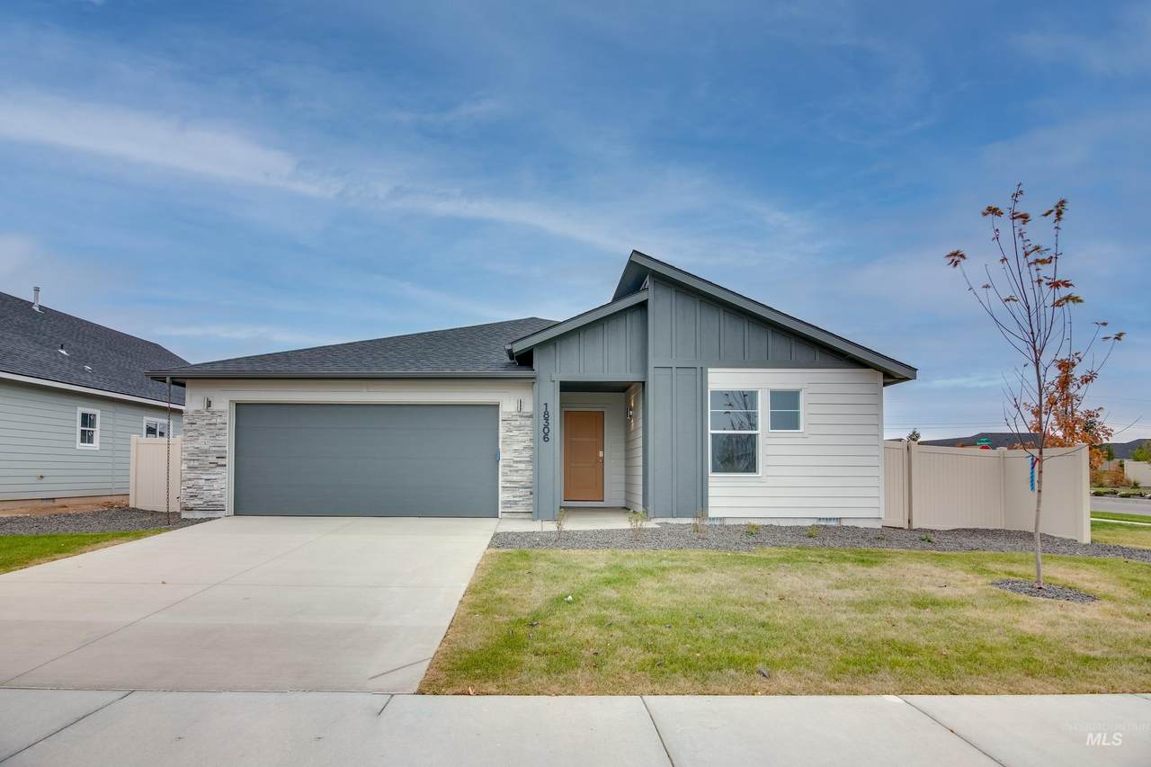 18306 Strawflower Ave. - Photo 1