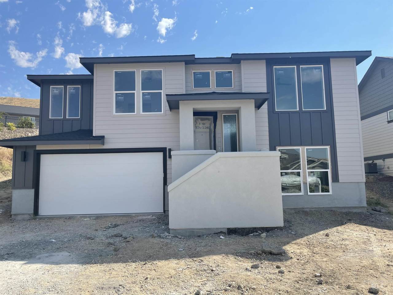 19300 N Glenisla Ave - Photo 1