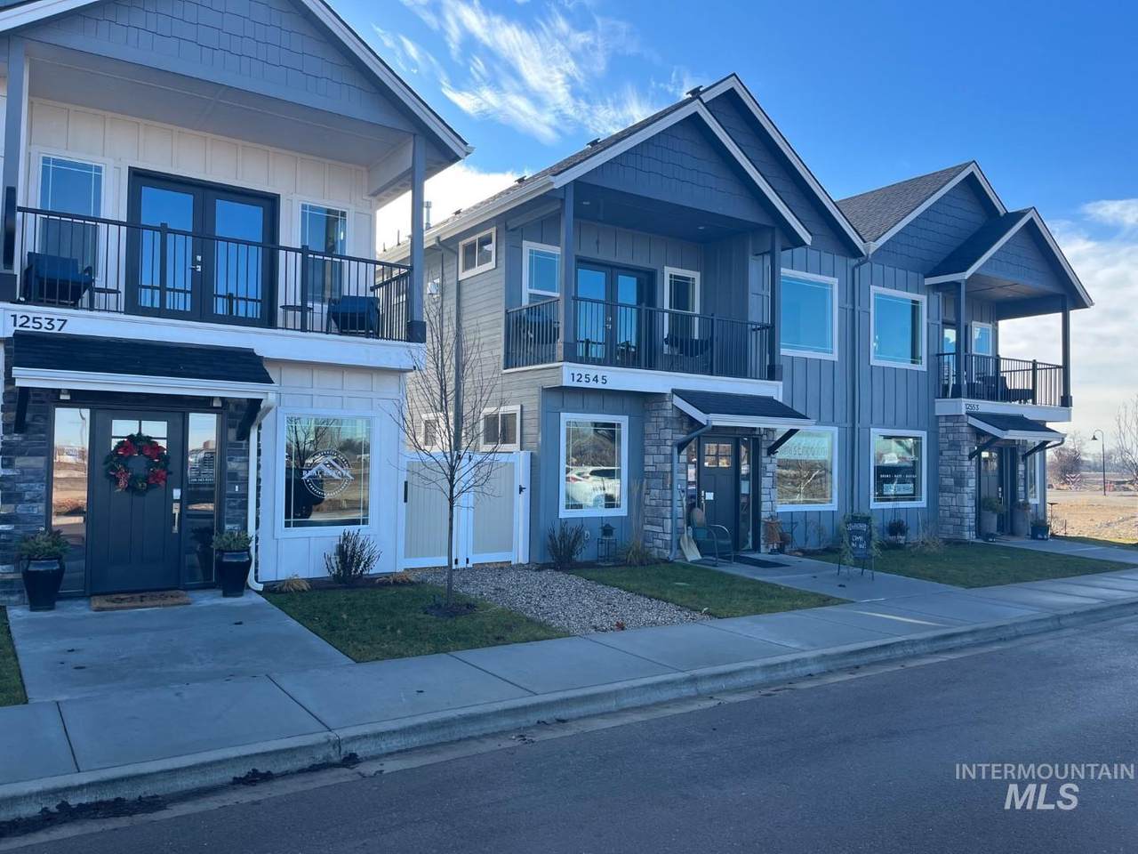 12569 Goldcrest St - Photo 1