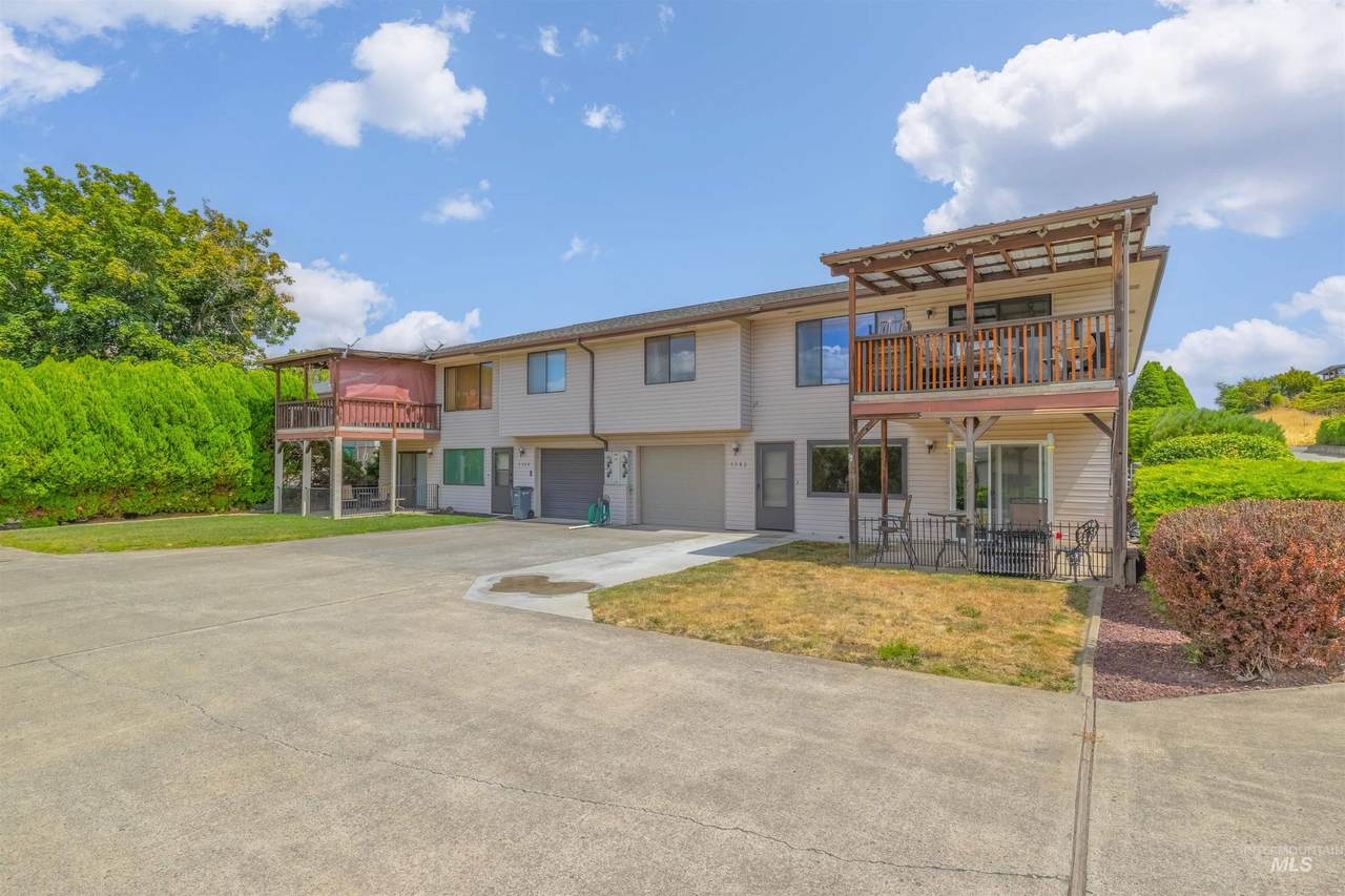 1342 29th Street - Photo 1