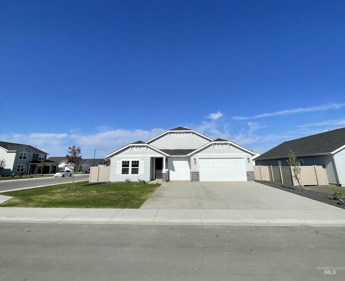 523 Rahara Ave - Photo 1