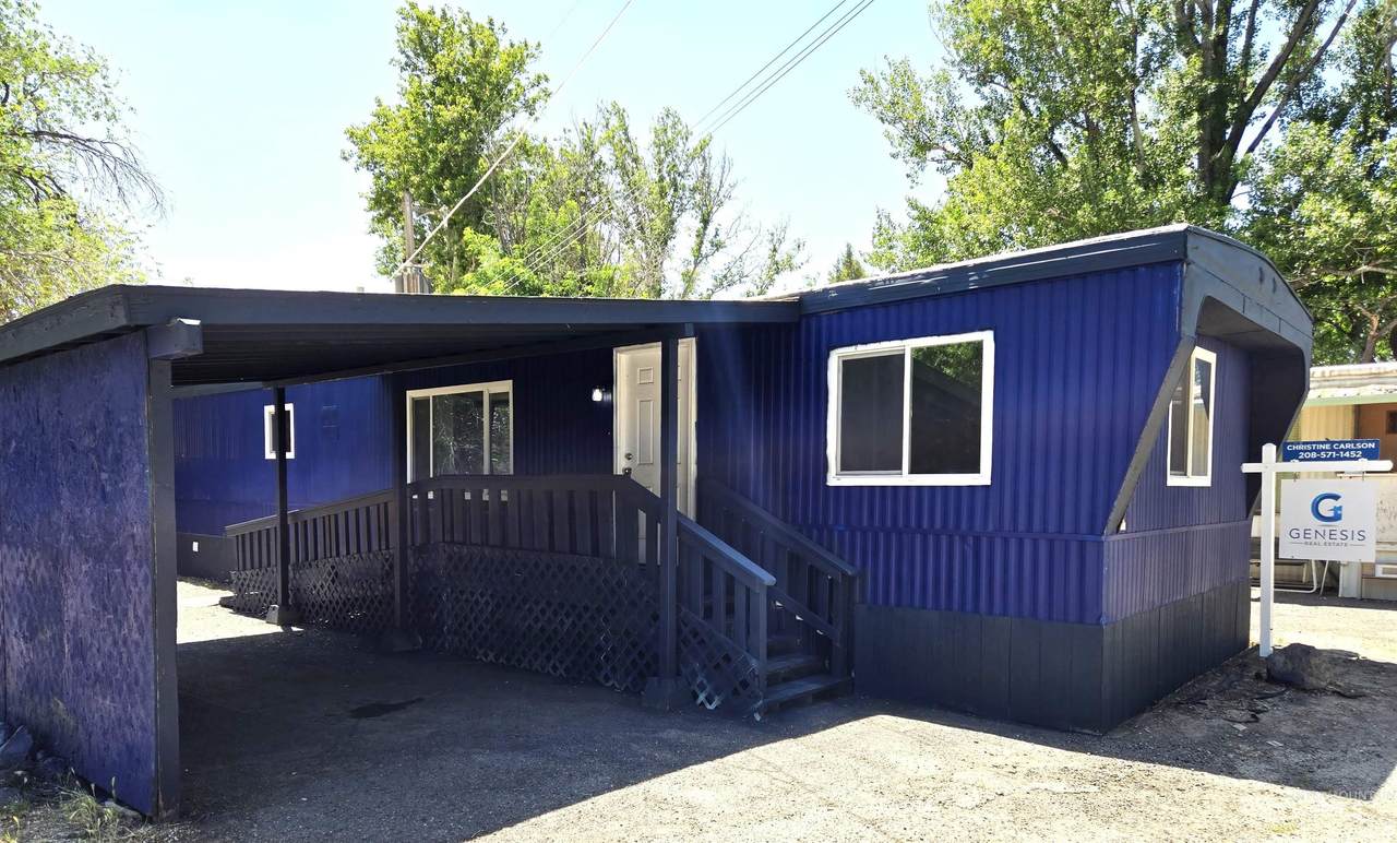 151 C - Photo 1