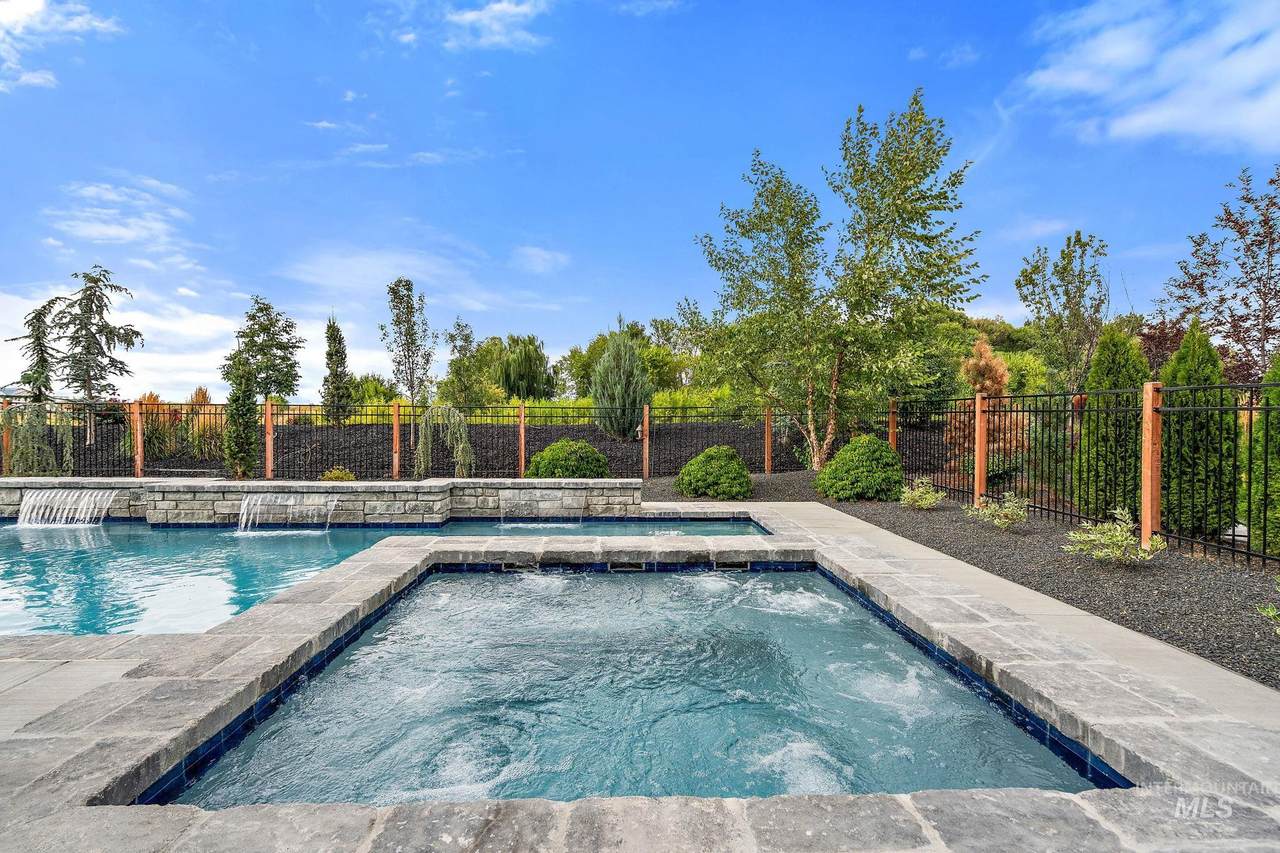 7574 Palamas Dr. - Photo 1