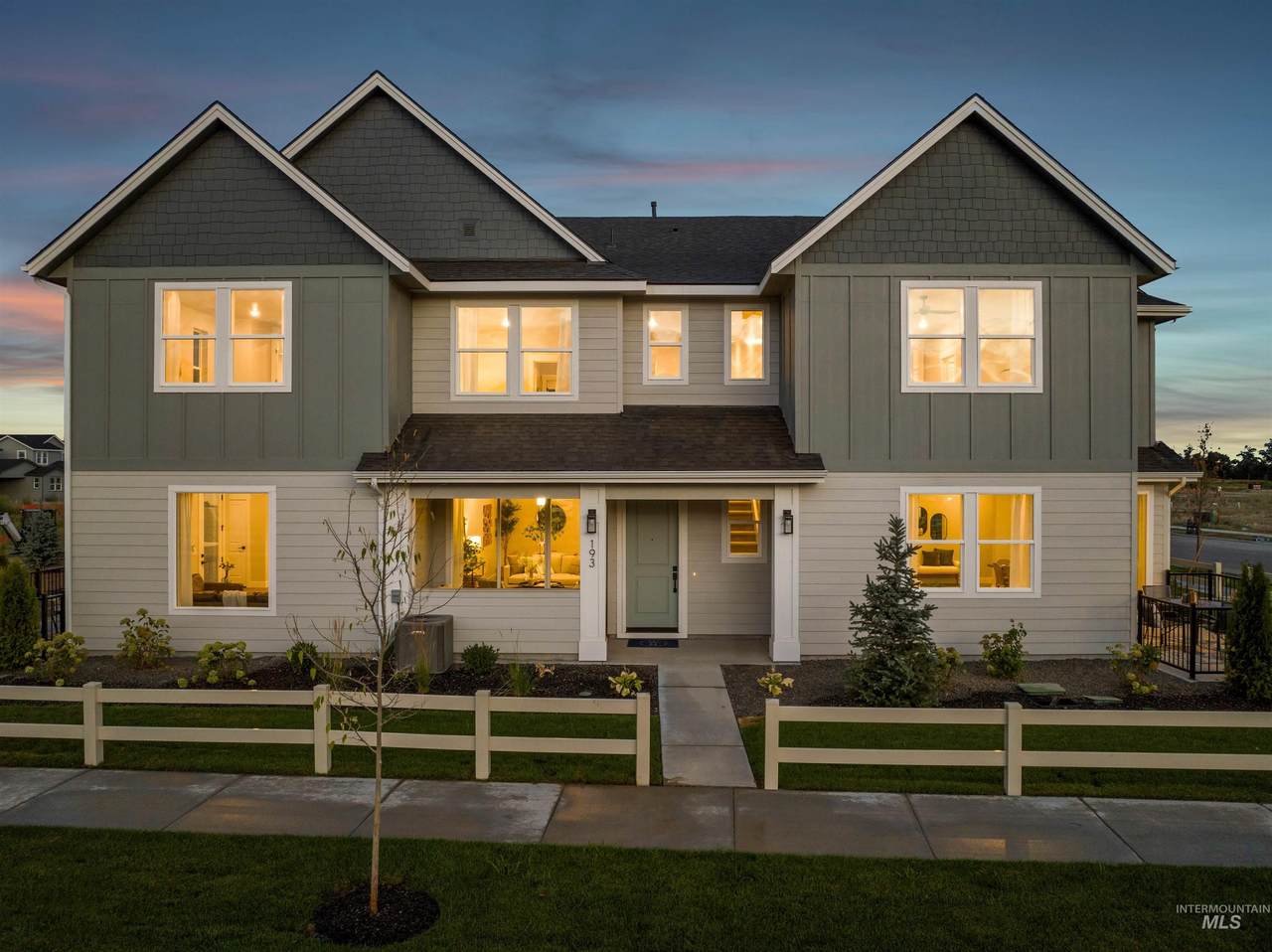 12608 Mars Ln - Photo 1