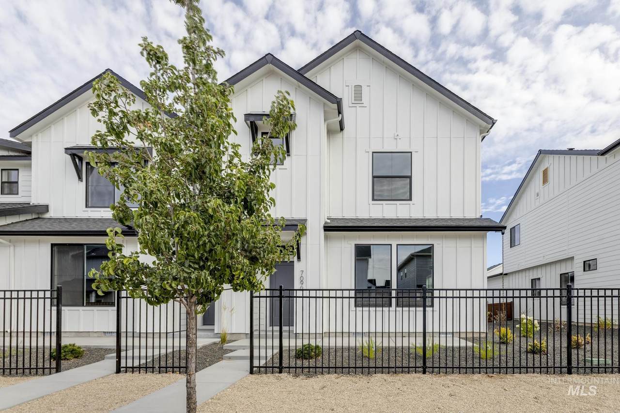 7099 Madronawood St - Photo 1
