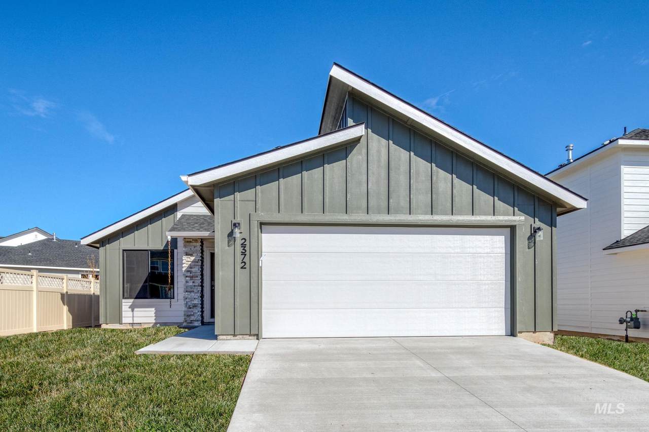 2372 Opalite Dr - Photo 1