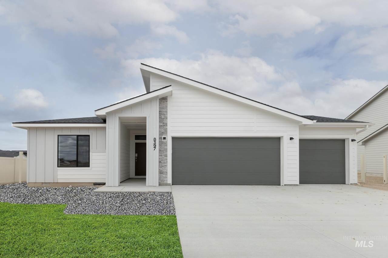 8397 Sansa Ave - Photo 1