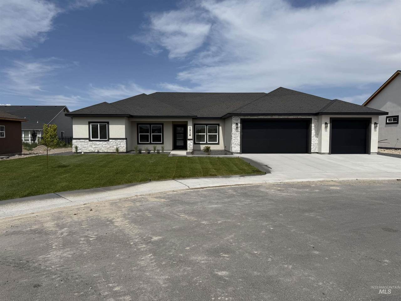 1516 Tule Dr. - Photo 1