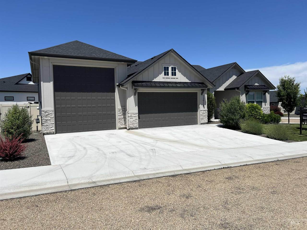 13918 Levendi Drive - Photo 1
