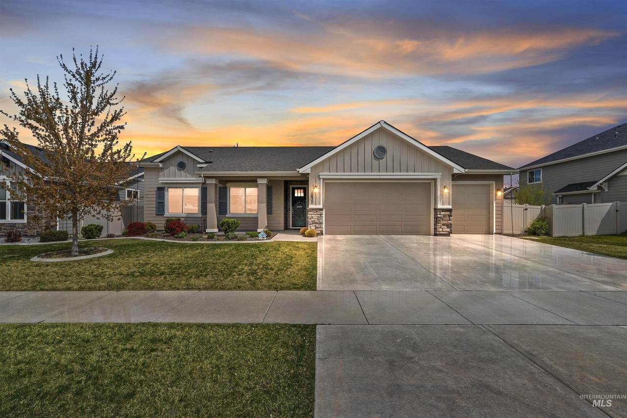 1430 Coastal Dr - Photo 1