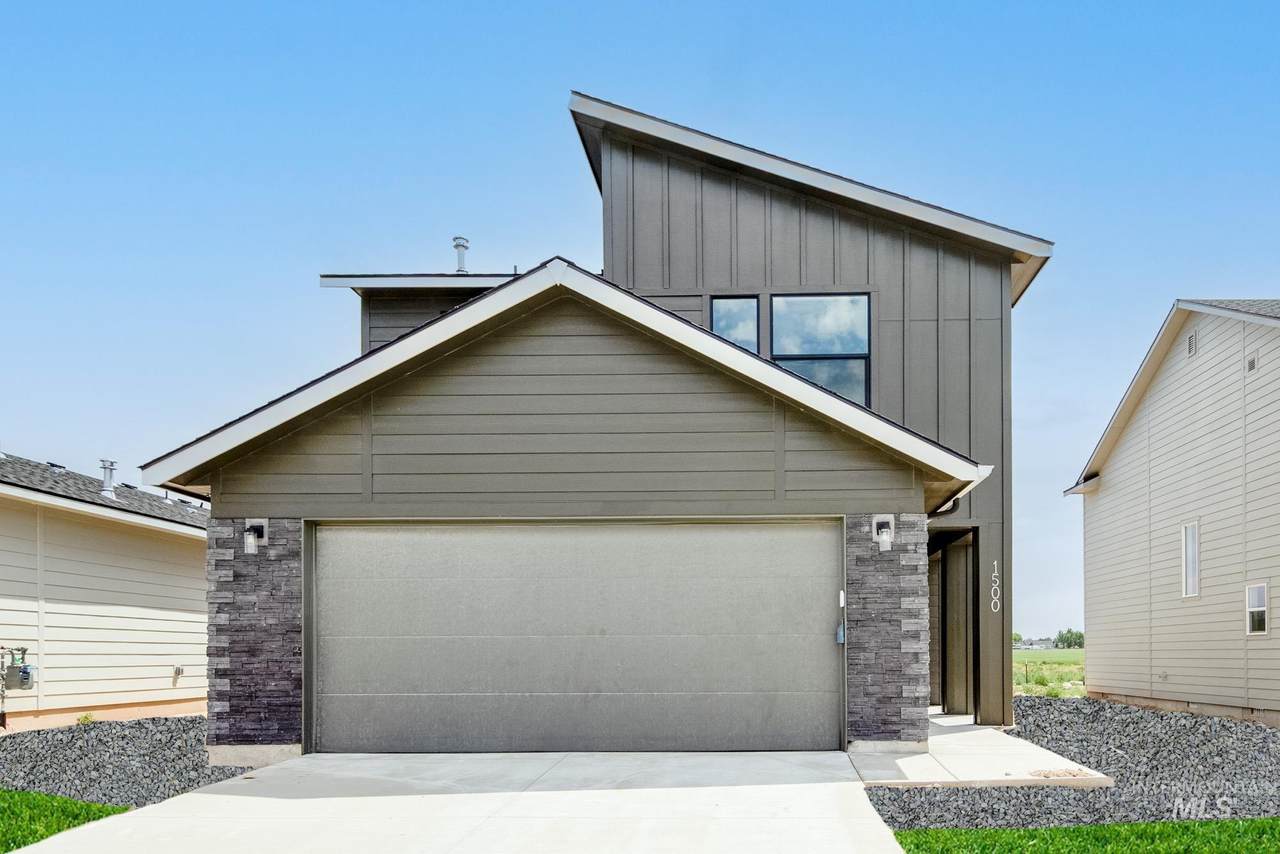 1500 Coltsfoot Ave - Photo 1