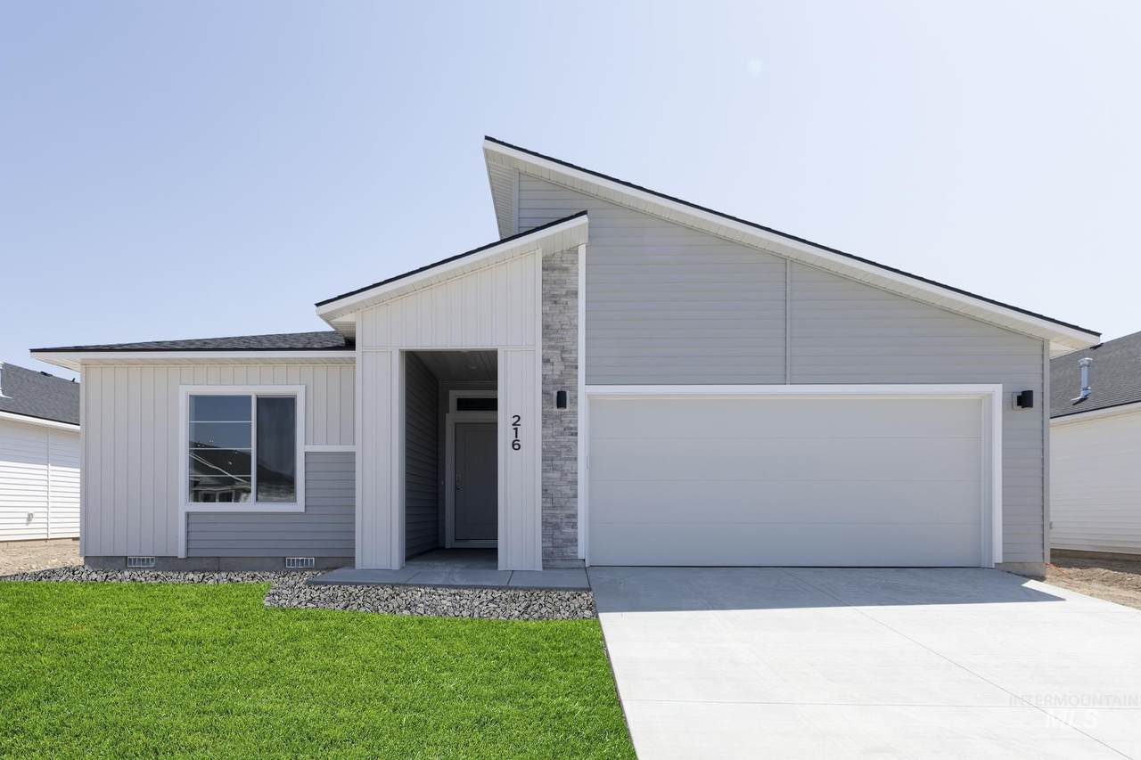 216 Idalou Way - Photo 1