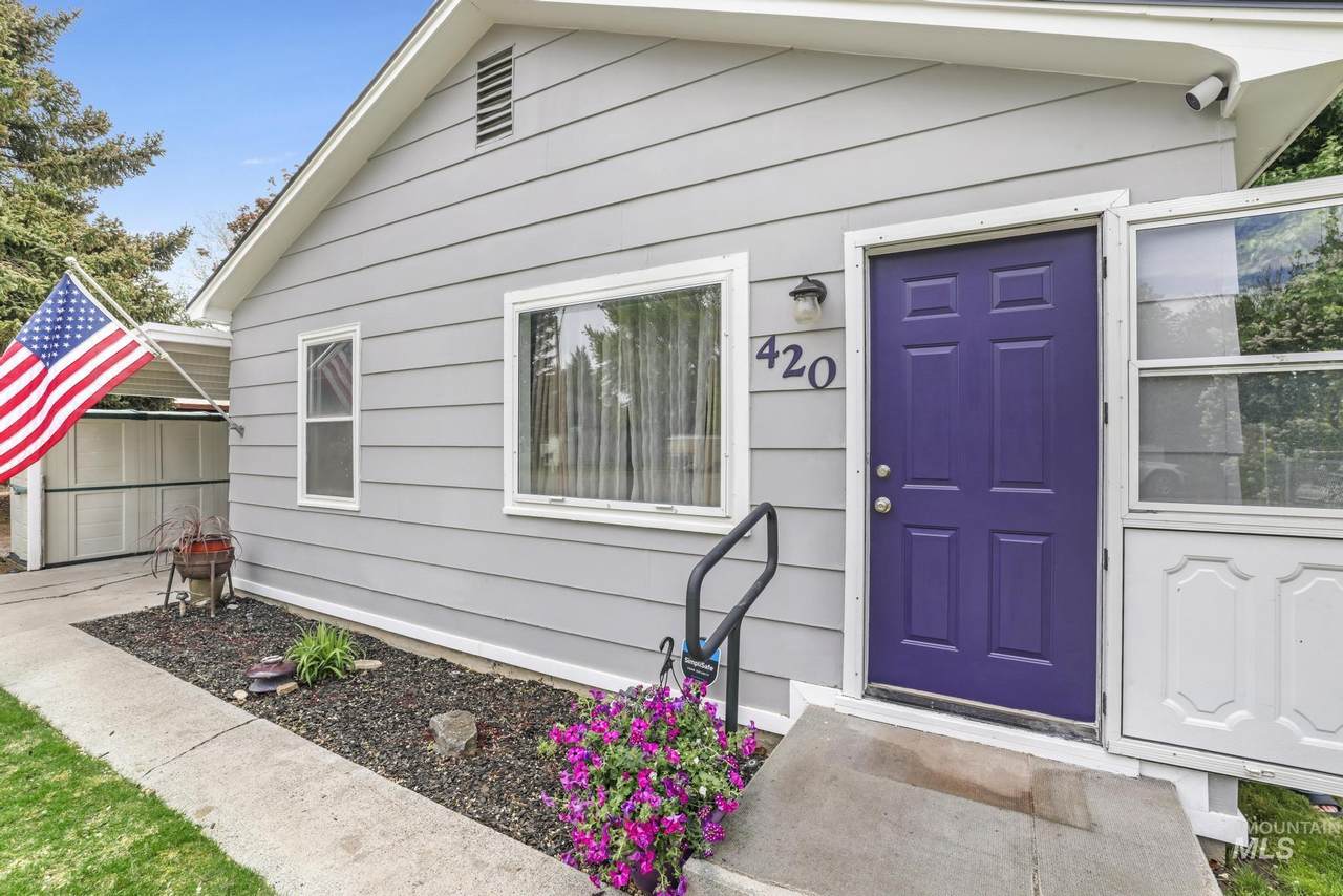 420 E 3rd St - Photo 1