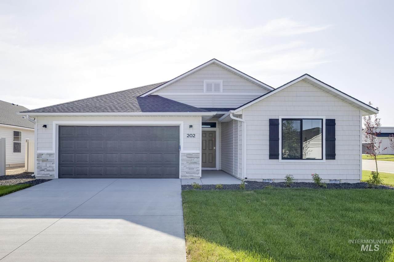 202 Idalou Way - Photo 1