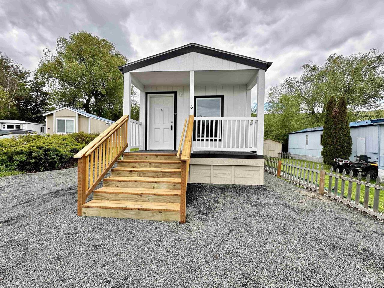 1025 Eid Rd #6 - Photo 1