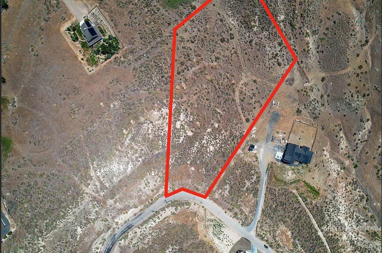 4540 1250 E - Photo 1