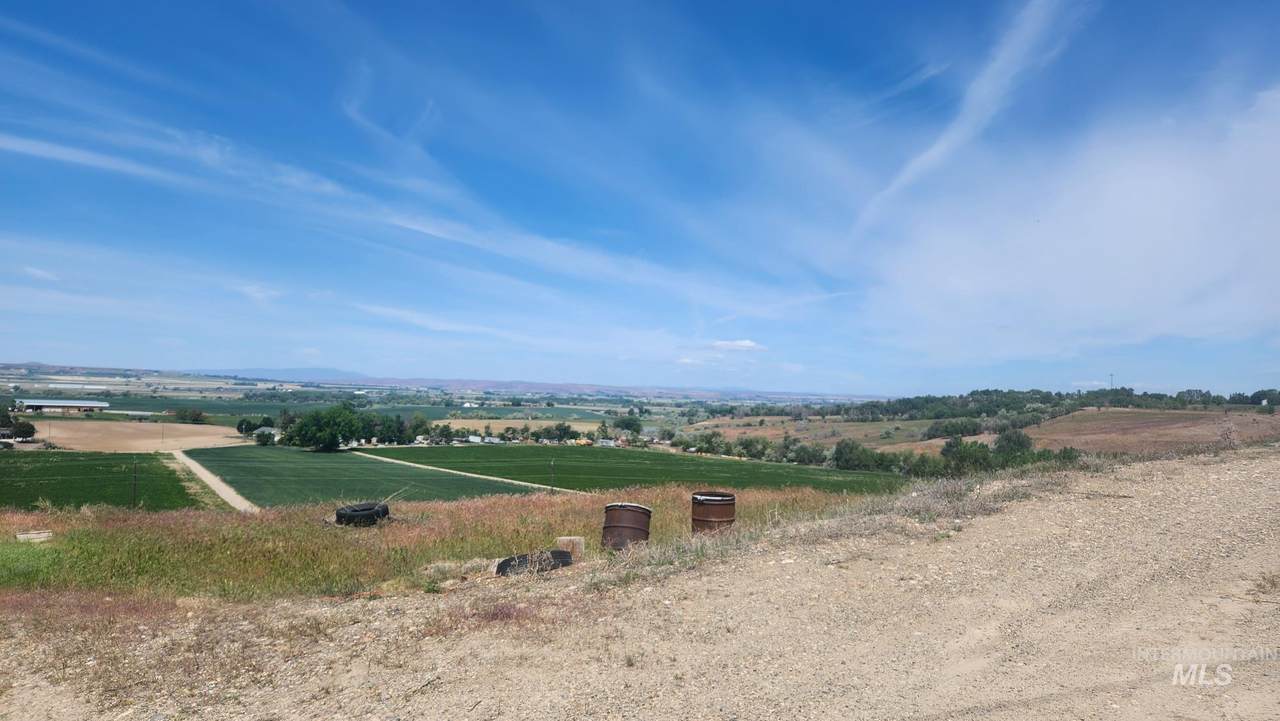 5111 Barnard Ln - Photo 1