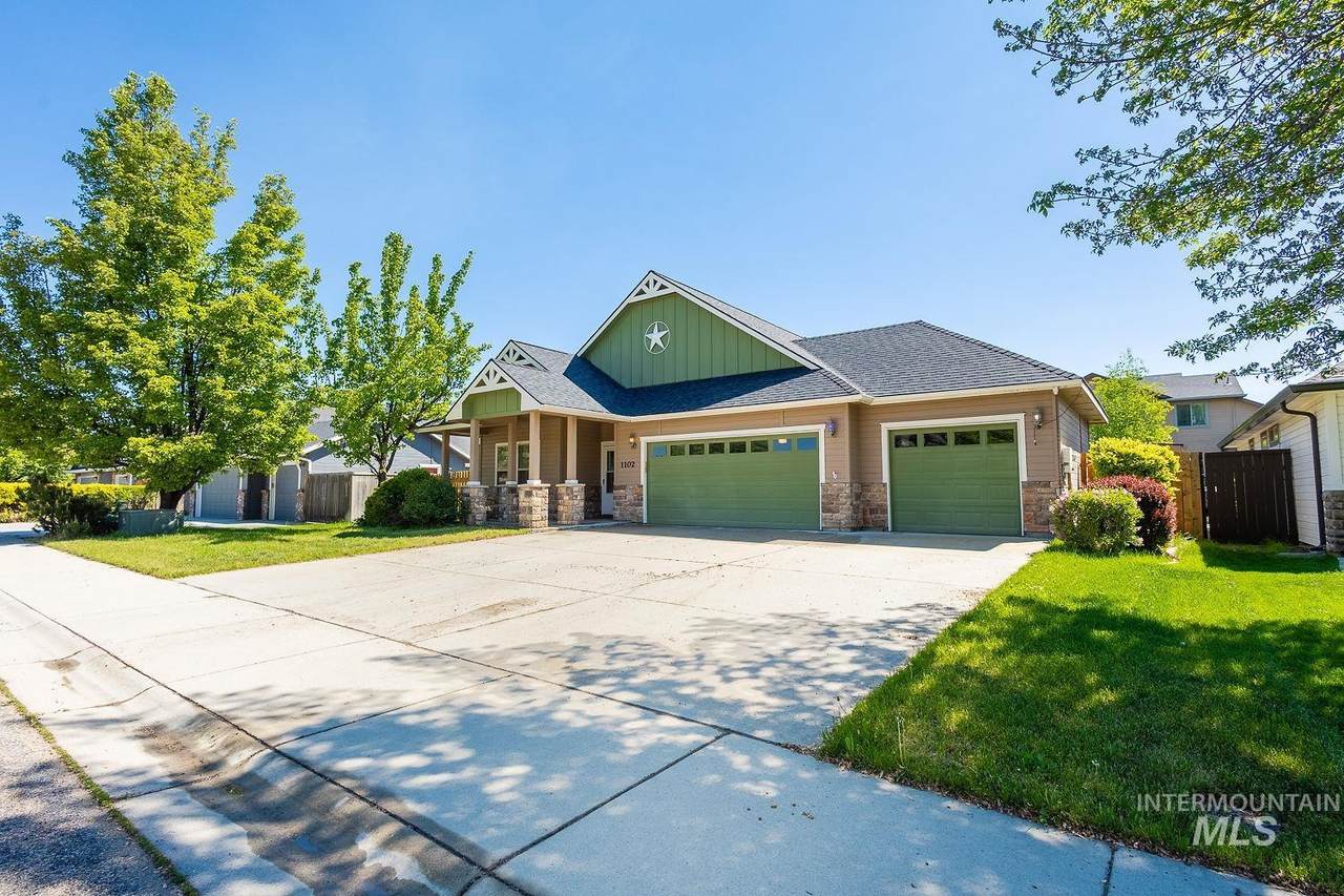 1102 Little Camas Ave - Photo 1