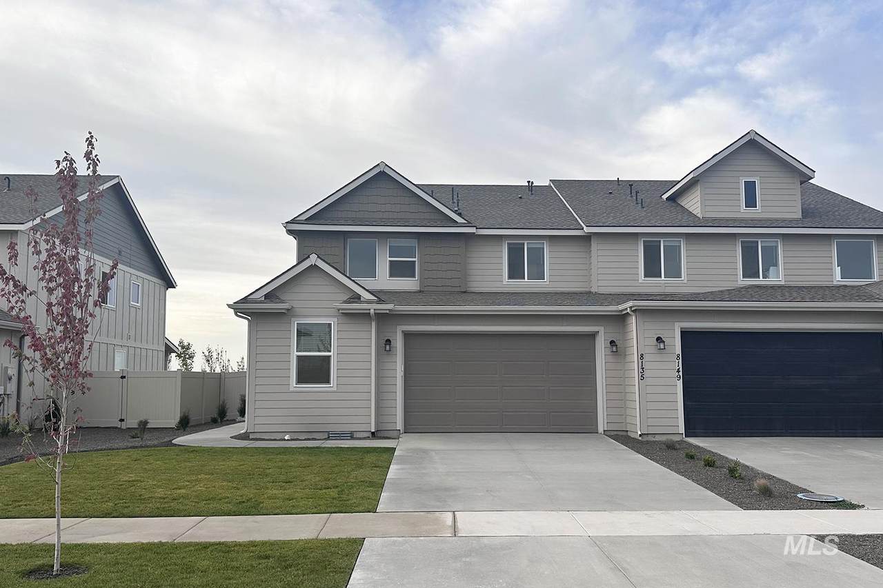 8135 Grey Alder Dr - Photo 1