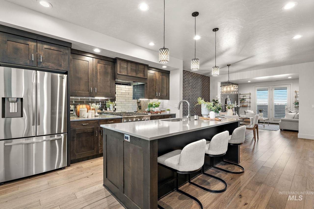 3033 Trailwood Way - Photo 1