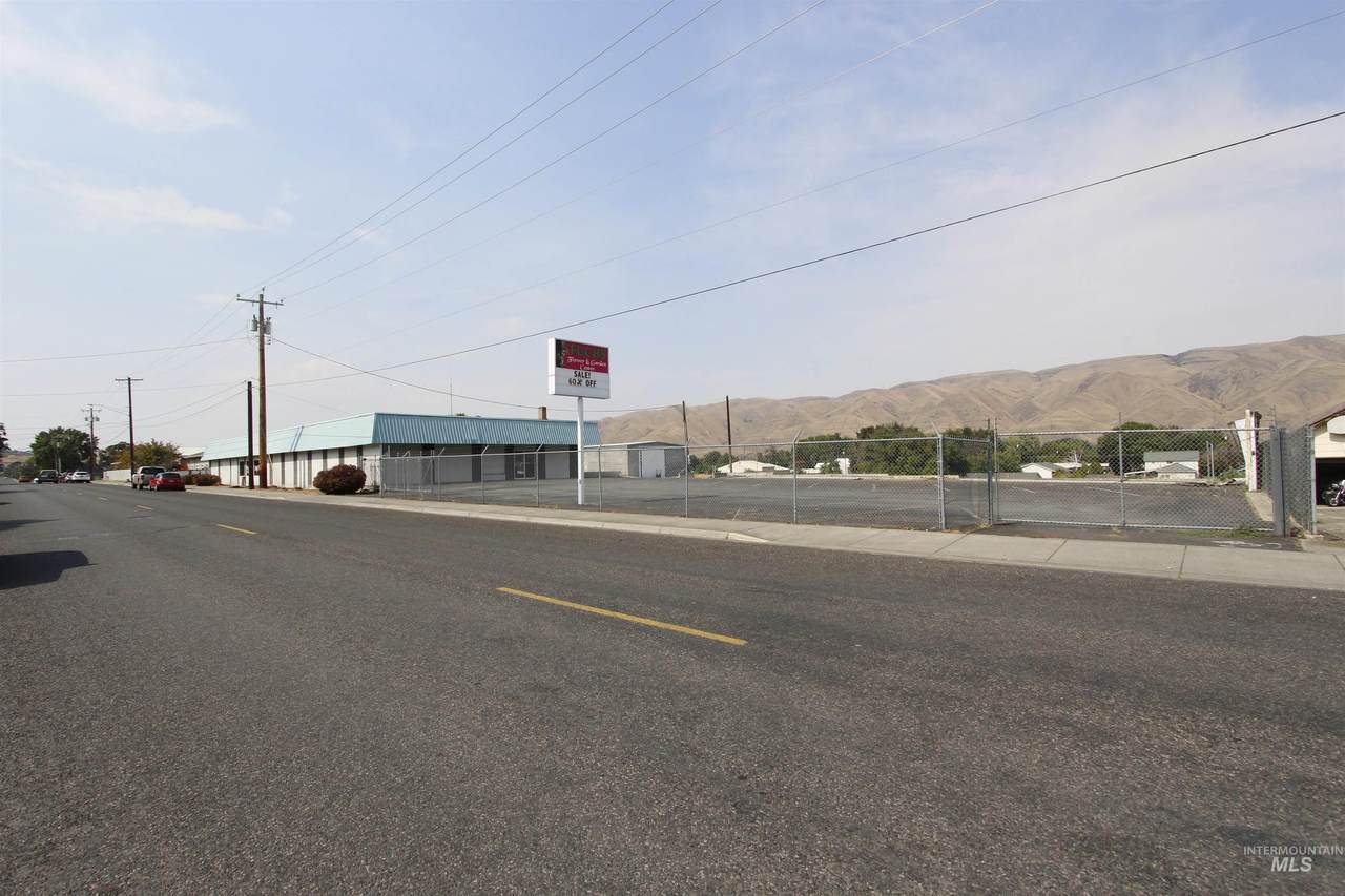 1246 & 1252 Chestnut St - Photo 1