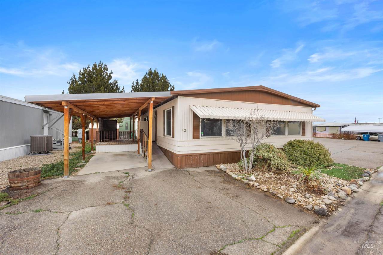 2205 E Linden St - Photo 1